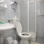 And By The Sea بيت ضيافة مالي لوشينغْ