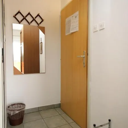 And By The Sea 게스트하우스 3*