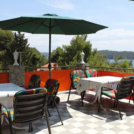 And By The Sea 게스트하우스